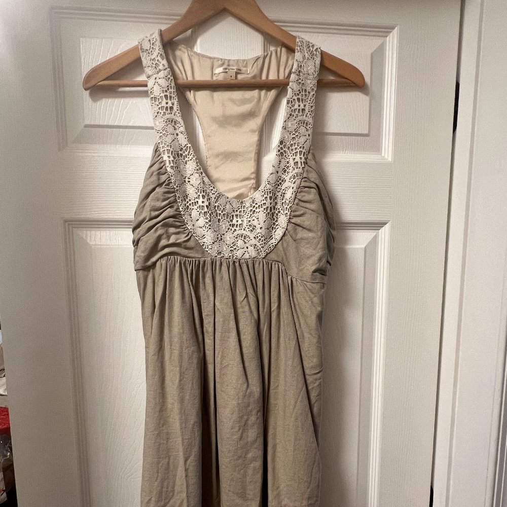 Molly New York Dress Size 8 Taupe Gold Empire Waist Above Knee Linen and Lace